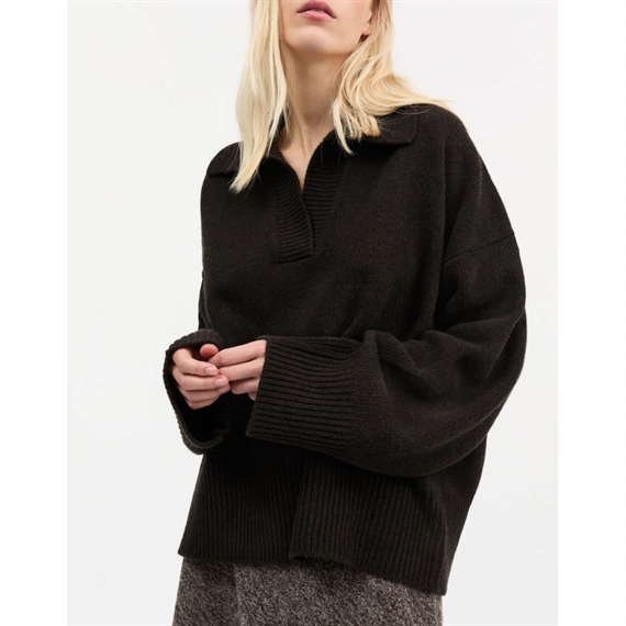 Skall Studio Dean V-neck Jumper, Deep Brown